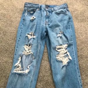 Aeropostale Mom Jeans. Size 6.  worn about 7 times